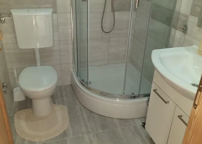 Zaklopatica Apartament *