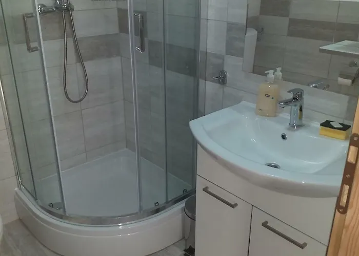 Zaklopatica Apartament *