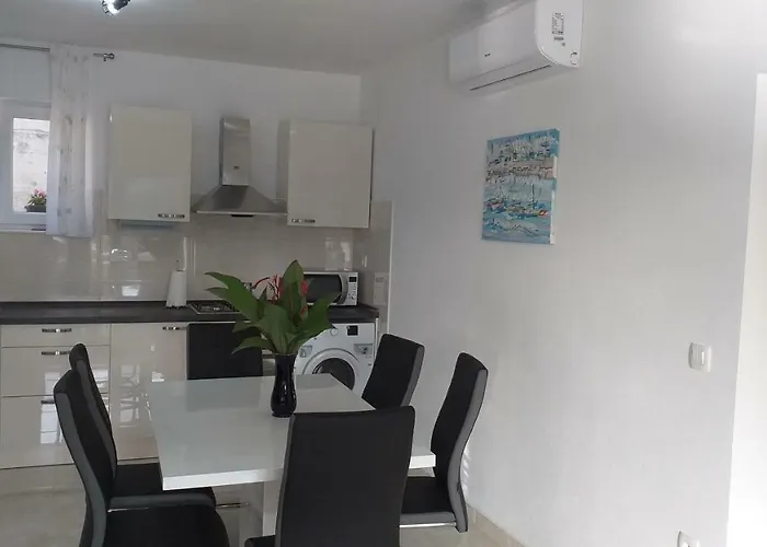 Zaklopatica Apartament Lastovo