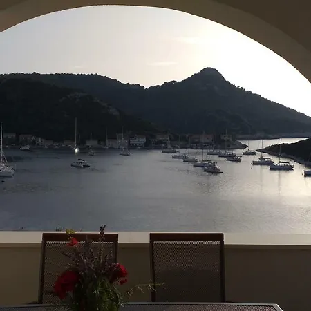 Апартаменты Zaklopatica Lastovo